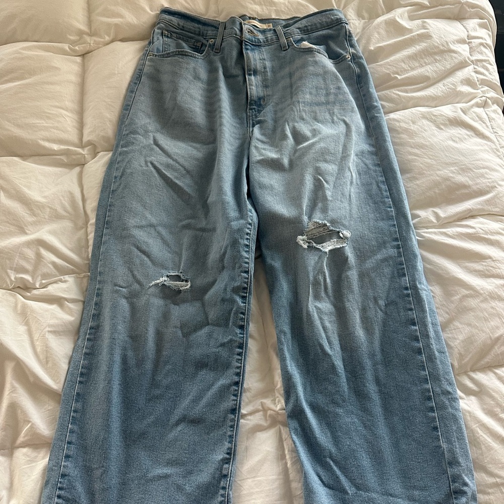 Women's Levi’s High Rise Wide Leg Distressed Jeans